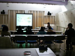 写真：こども環境白書を読む会